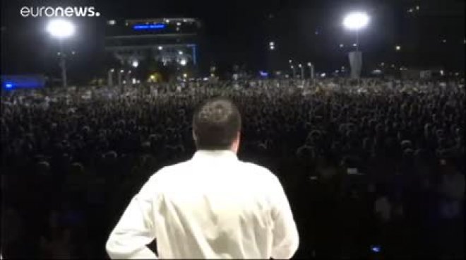 Crisi di governo: Conte e Di Maio accusano Salvini