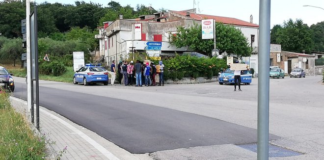 Protesta migranti Telese