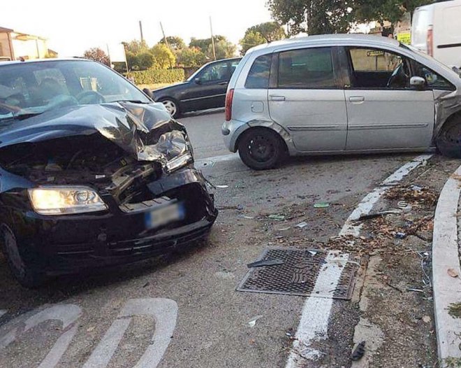 L'incidente lungo via Gioia a San Salvatore Telesino