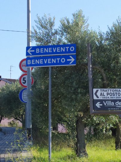 Umorismo. Quando la segnaletica è una certezza