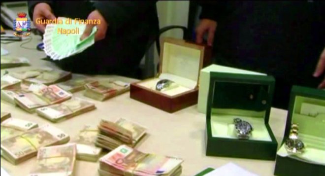 Beni confiscati dalla Guardia di Finanza di Napoli