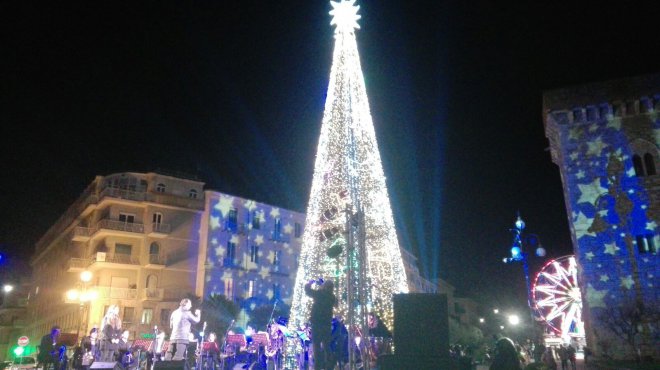 Albero di Natale a Piazza Castello (2017)
