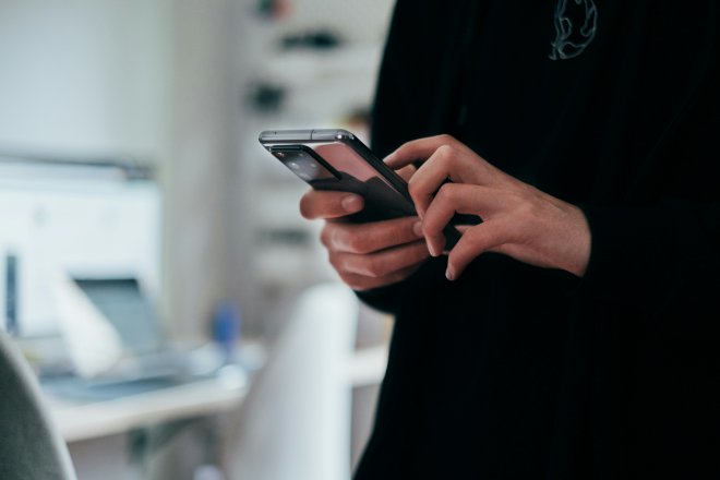 Smartphone (foto Jonas Leupe)