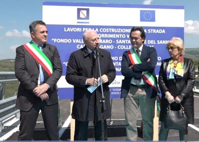 Inaugurazione della Fondo Valle Tammaro. Vincenzo De Luca con il prefetto Paola Galeone Michele Zeoli e Antonio di Maria