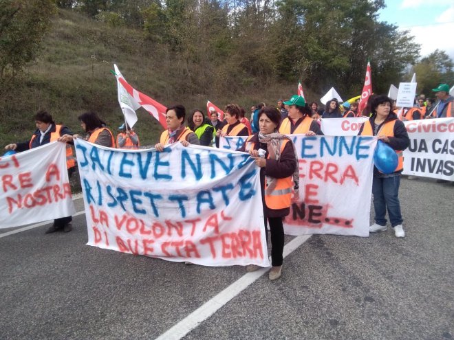 Sassinoro protesta