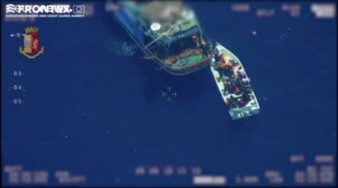 Migranti: polizia italiana svela il sistema della nave madre