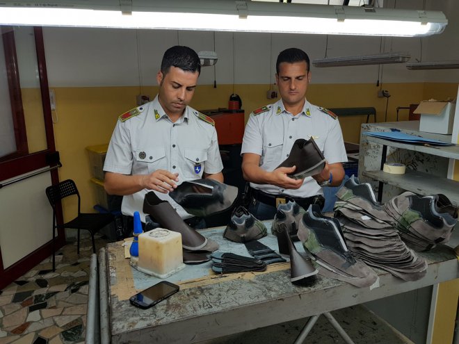 Opificio abusivo sequestrato dalla Guardia di Finanza