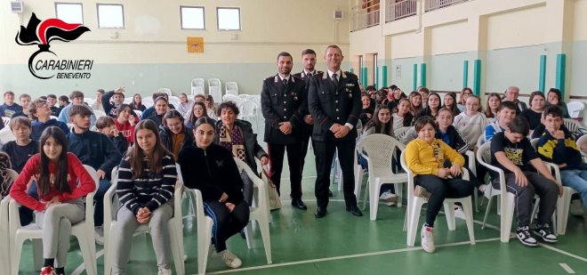 Scuola di Legalità, i Carabinieri con gli studenti di Baselice (Benevento)