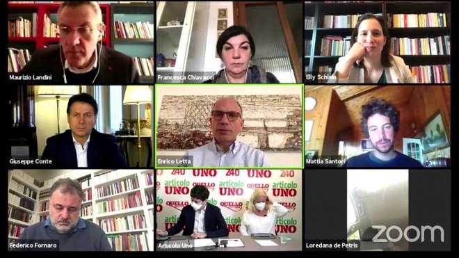 Enrico Letta in videoconferenza con altri esponenti politici discute delle prossime Amministrative
