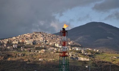 Raffineria di petrolio (foto di archivio)