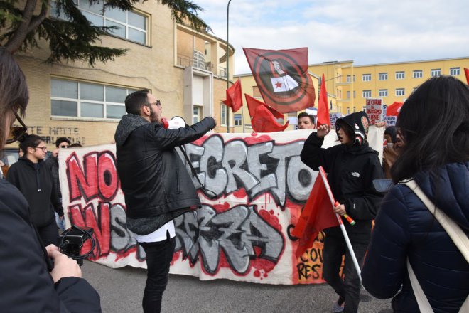 Manifestazione del Collettivo Studentesco e del CUB contro il decreto sicurezza di Salvini