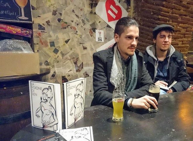 Gianluca Servino durante la presentazione a Benevento del suo romanzo: La Visione di Ben