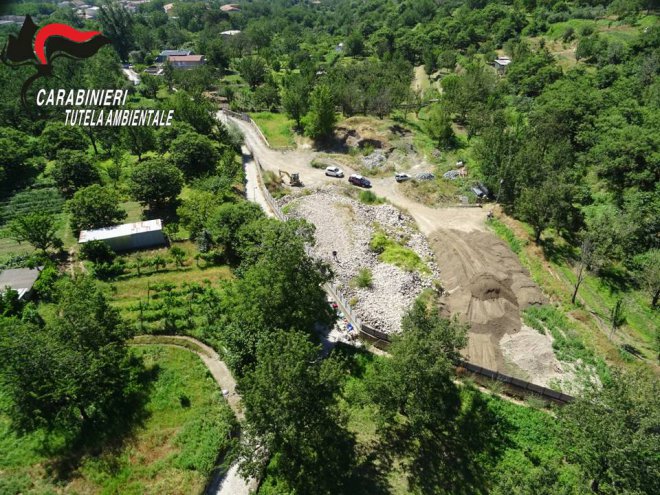 Carabinieri del NOE di Salerno - Area sequestrata a Bracigliano