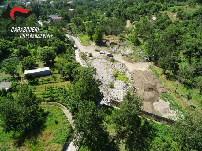 Carabinieri del NOE di Salerno - Area sequestrata a Bracigliano