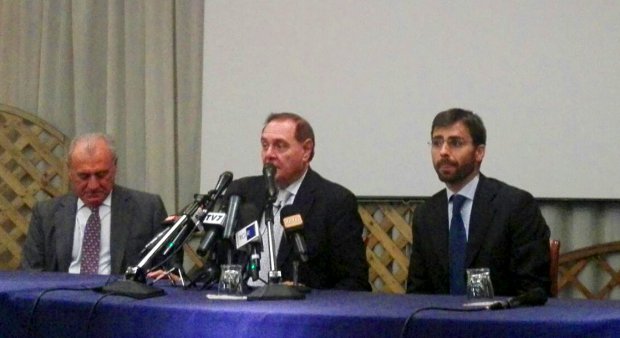 Clemente Mastella durante la Conferenza Stampa per la sua assoluzione con formula piena per il Caso Udeur