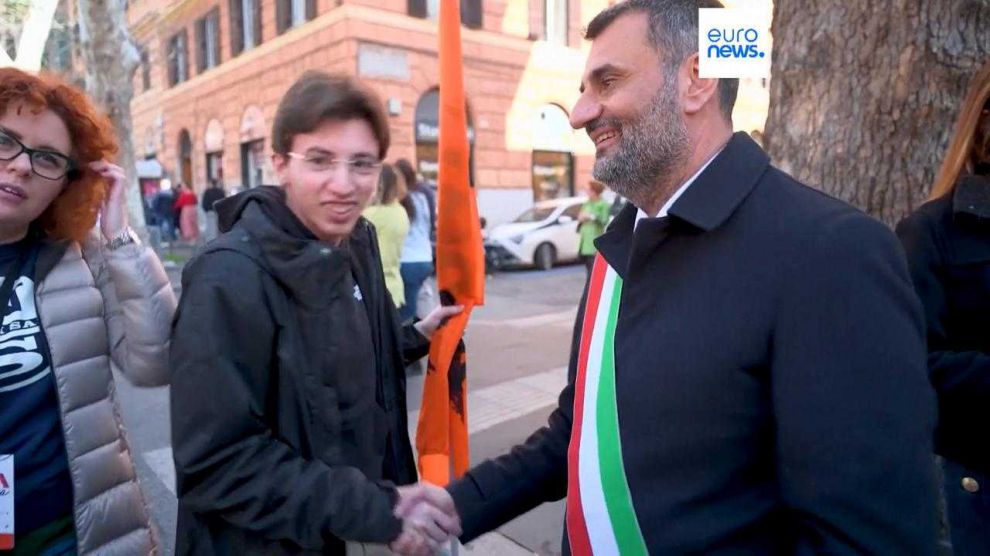 Il sindaco di Bari, Antonio De Caro, alla manifestazione di Libera contro le mafie a Roma