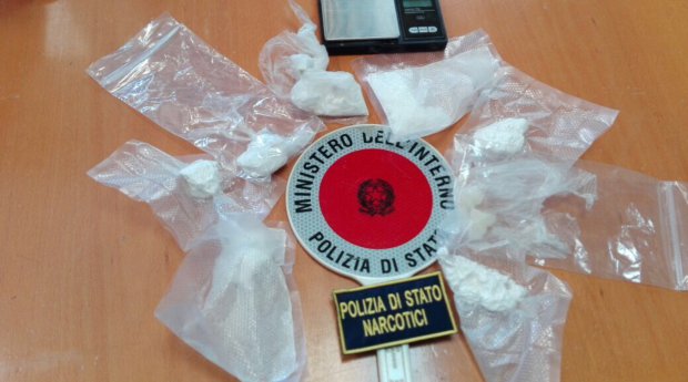 Droga sequestrata Squadra Mobile - foto di repertorio