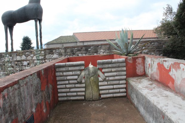 Hortus opera danneggiata