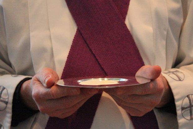 Sacerdote