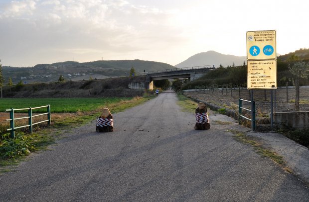 Dissuasori pista ciclabile