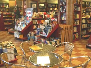 L'interno della libreria 