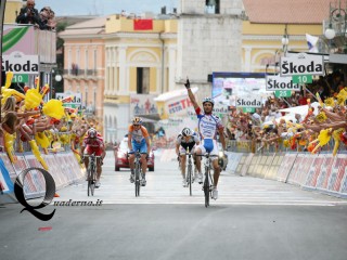 Benevento - L'arrivo di Michele Scarponi (Foto: Lorenzo Palmieri)