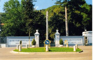 L'ingresso delle Terme