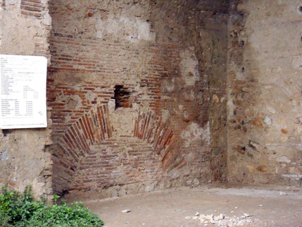 Benevento - Edificio termale in via Torre della Catena