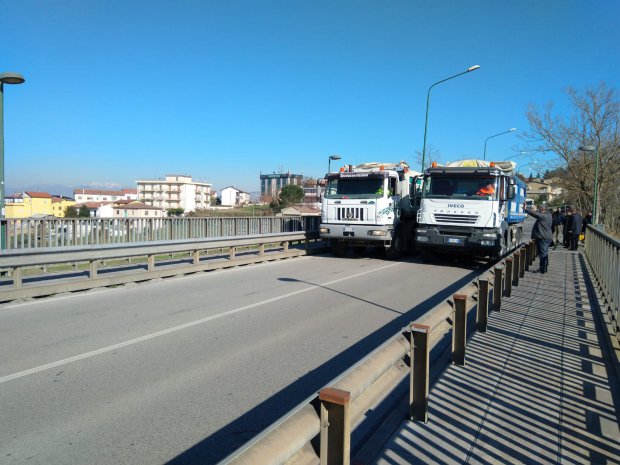 Prove carico Ponte S. Nicola