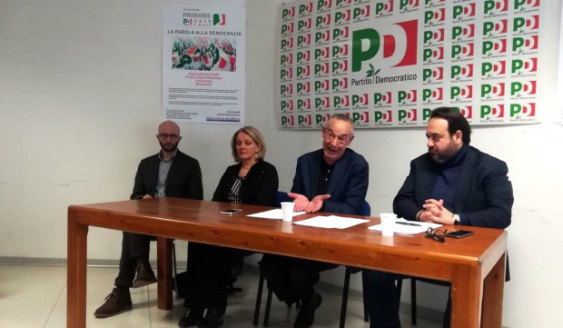 PD. Del Basso De Caro con il segretario cittadino Giovanni De Lorenzo e il segretario provinciale Carmine Valentino