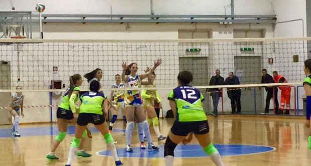 Derby Real Volley, iReplace