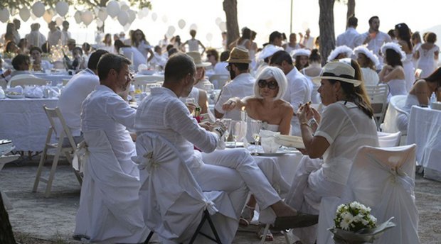 Cena in bianco