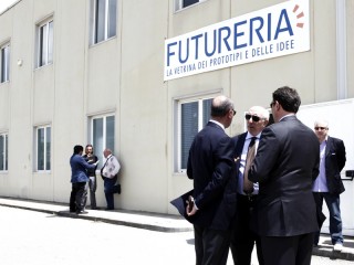 Il sottosegretario al Welfare Pasquale Viespoli in visita alla Demo Station di Futuridea