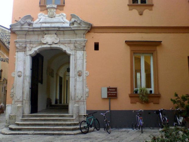 S.Agata dei Goti - Palazzo San Francesco, sede del Comune