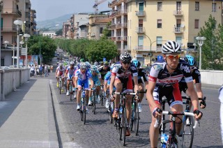 Il passaggio a Benevento del Giro d'Italia il 13 maggio 2012. Foto il Quaderno.it