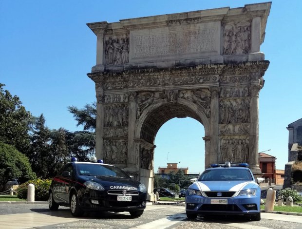 Benevento - Polizia e Carabinieri