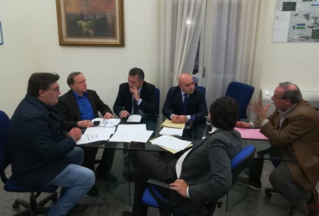 Riunione sul ciclo rifiuti in Regione