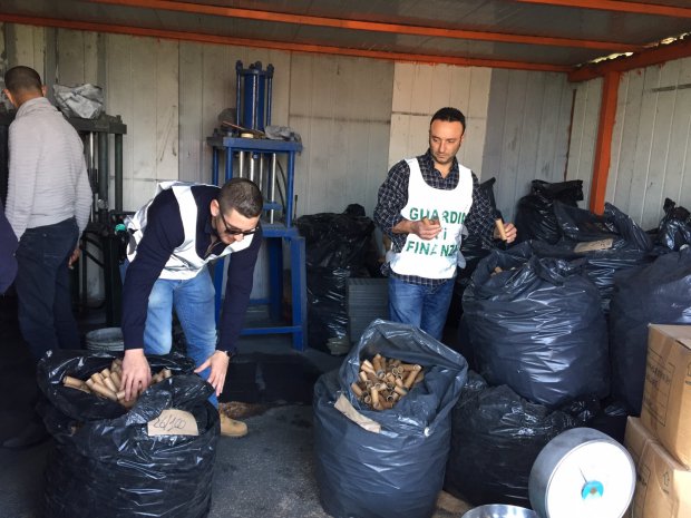 Caserta. Botti illegali nascosti in cantina