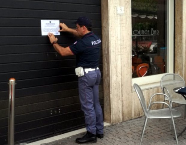 Telese Terme, la Polizia di Stato sospende la licenza ad un bar del centro