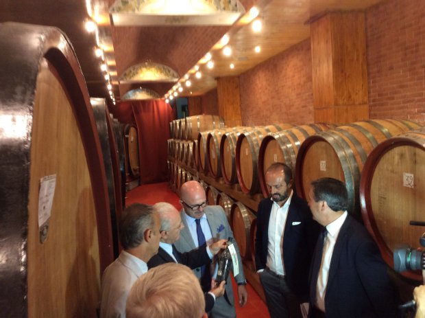 De Luca nelle Cantine
