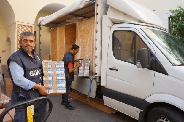 Caserta. Sequestrata oltre una tonnellata di sigarette di contrabbando. Arrestato un rumeno