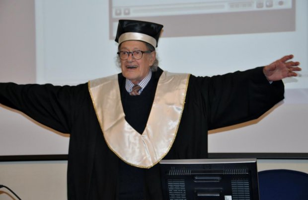 Laurea Honoris causa a Ugo Gregoretti alla Suor Orsola Benincasa di Napoli