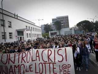 manifestazione studenti e lavoratori ottobre 2010