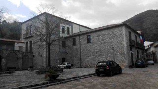 Comune di Cautano - Palazzo Calabresi