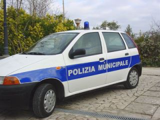 automobile della polizia municipale