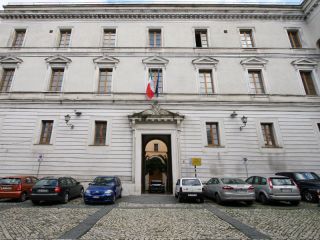 Piazza Guerrazzi, la sede dell'Università