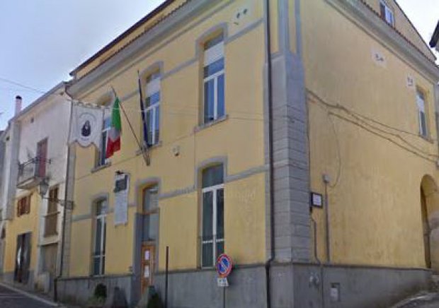 Valle Caudina, doppio colpo dei ladri. Preso di mira anche Comune di