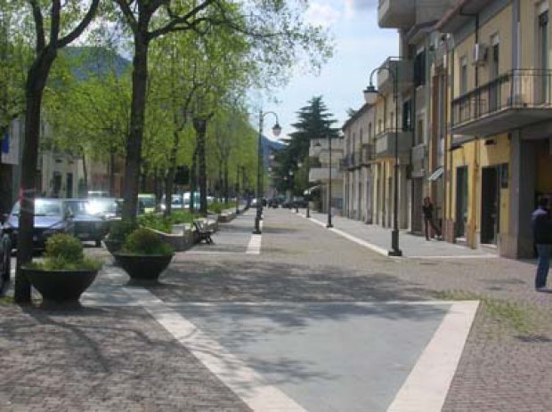 Viale Minieri, foto comune di Telese Terme