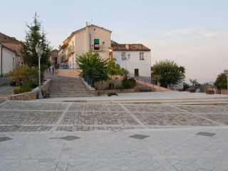 Sant'Arcangelo Trimonte - Piazza San Pietro